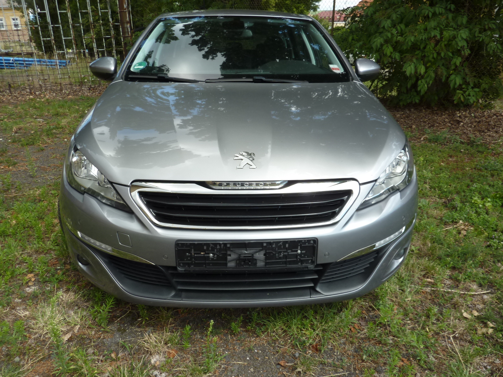 Peugeot 1.2 16V -96KW  2014
